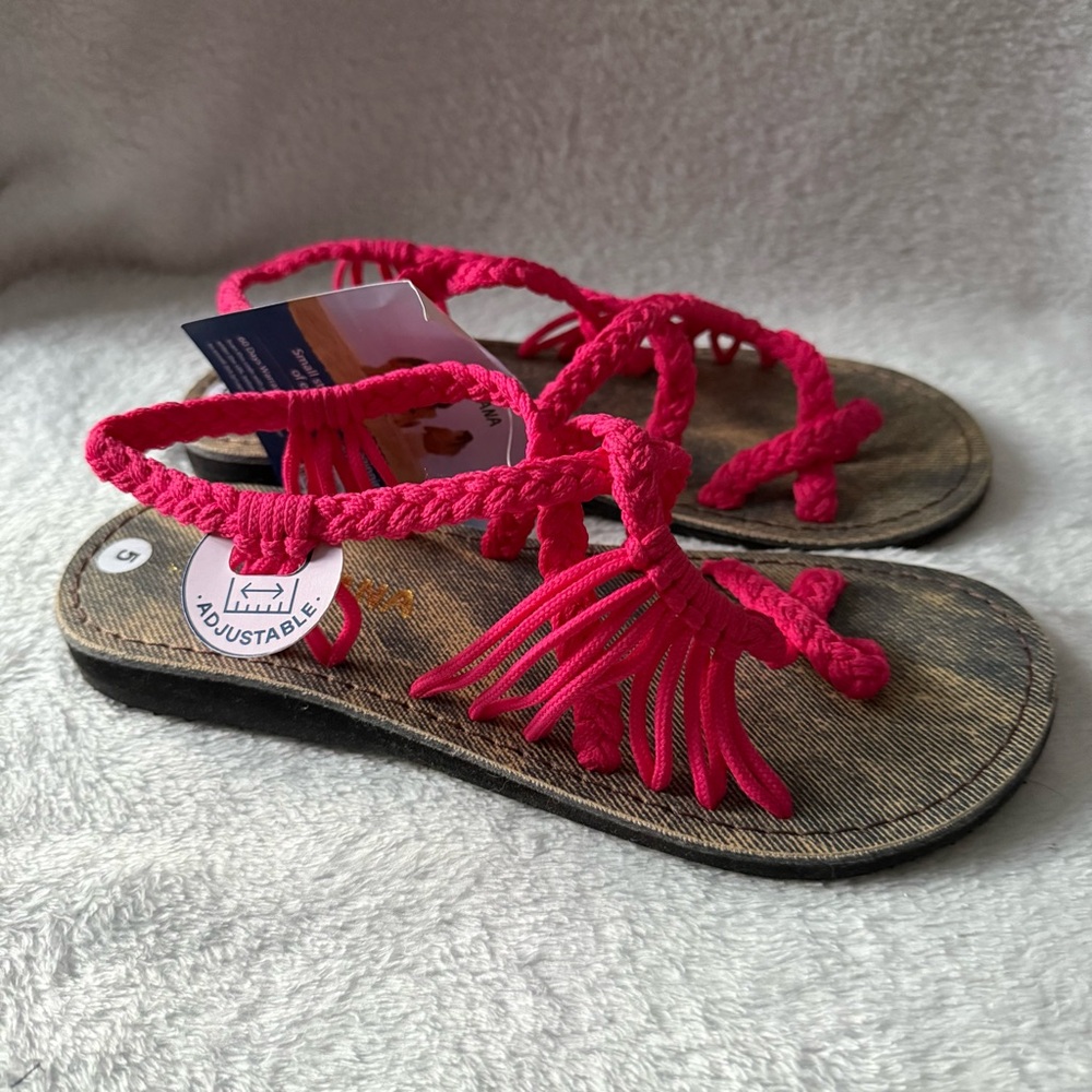 Capana‎ Pink Sandals Women’s Size 5 Adjustable New Garden Party
